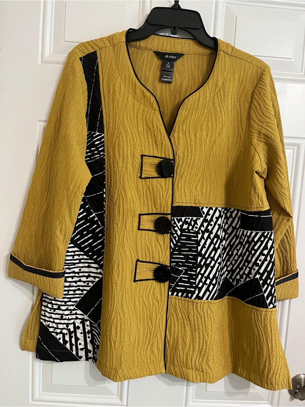 Ali Miles Mustard Textured Jacket Women's M Black Geometric Trim 3/4 Sleeves